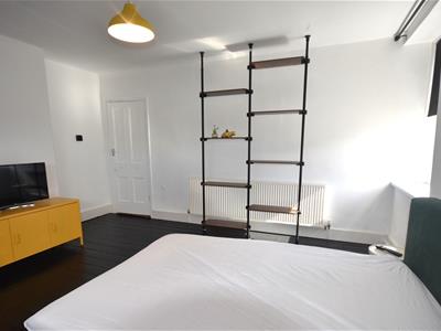 Picture 10